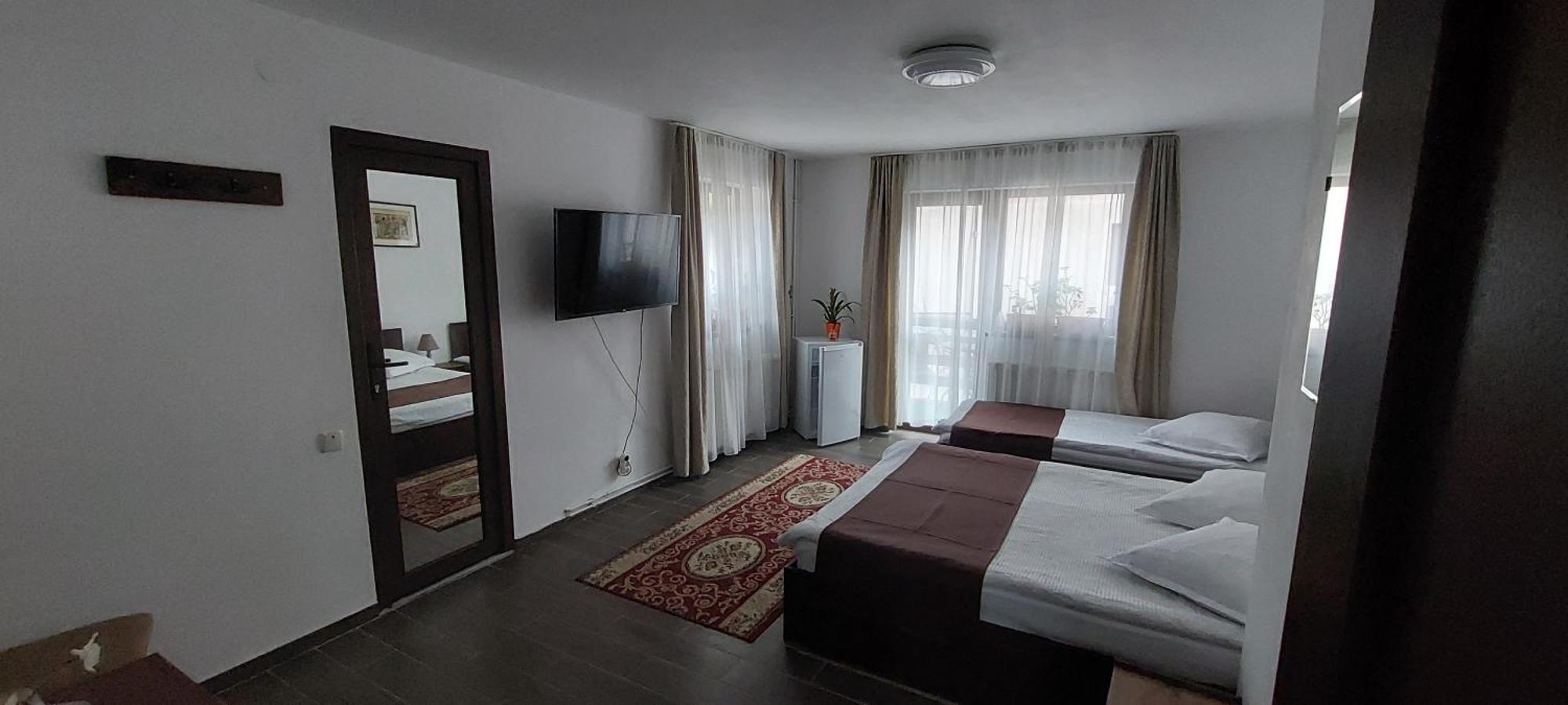 Hotel Casa Ryana Sinaia Esterno foto