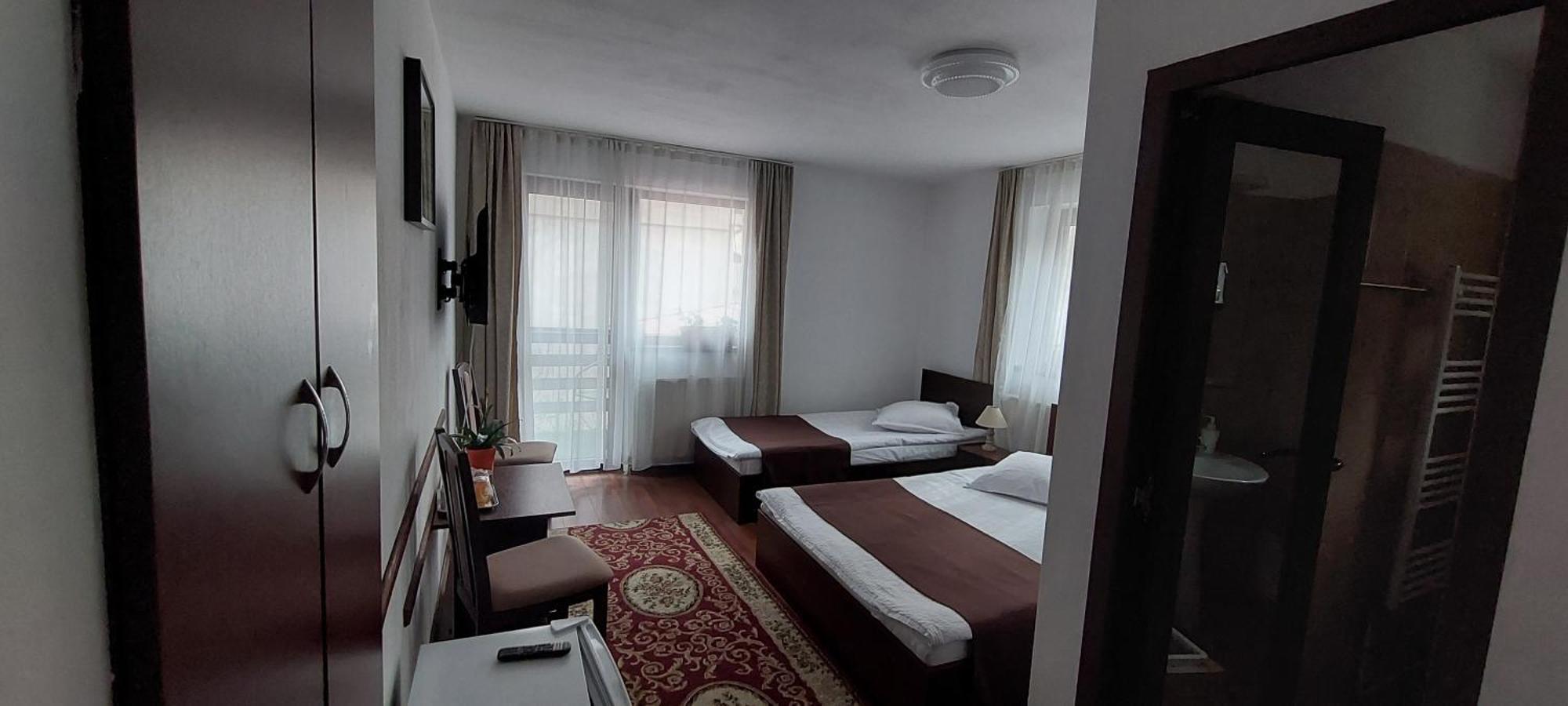 Hotel Casa Ryana Sinaia Esterno foto
