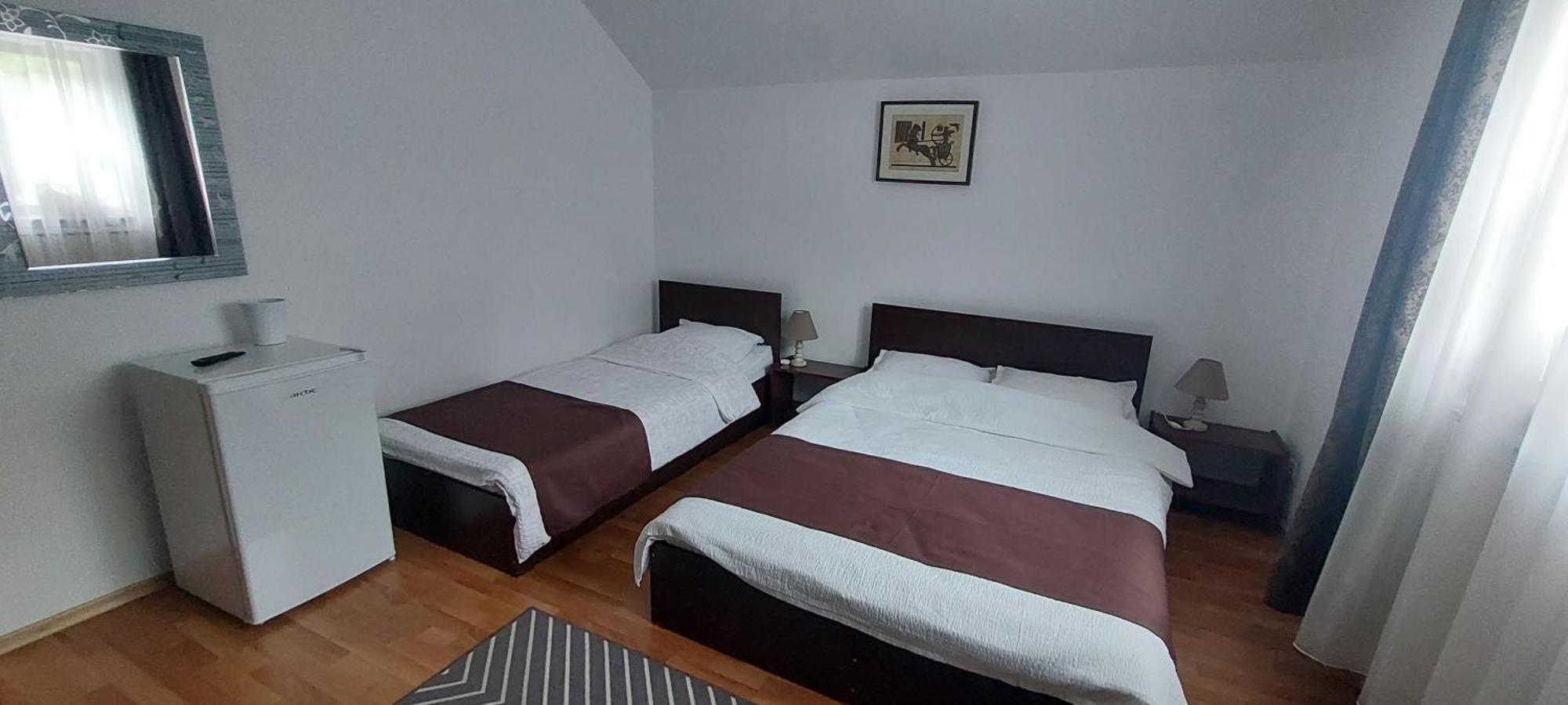 Hotel Casa Ryana Sinaia Esterno foto